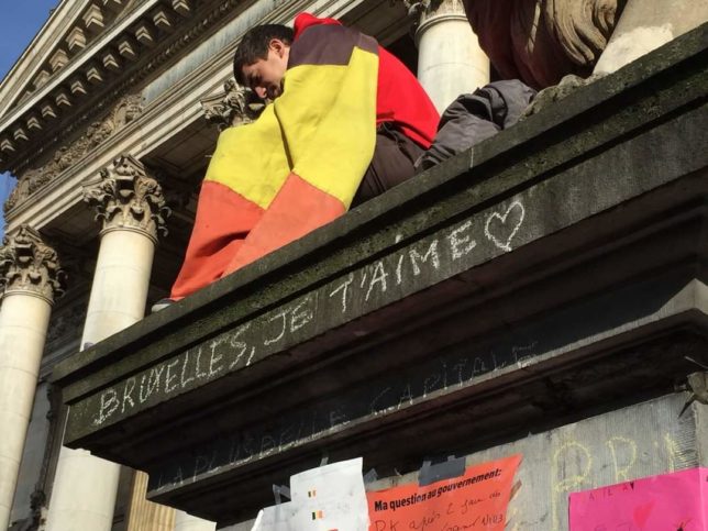 Sur les murs de la Bourse, Bruxelles je t'aime